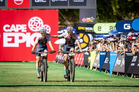 Superior Lions dokončili Cape Epic. Grand Finale prověřilo limity, tým bere v celkovém pořadí 20. místo