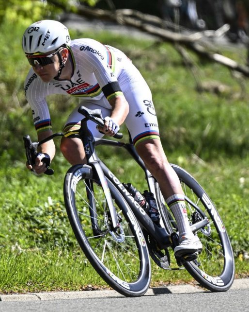 Tadej Pogačar si připsal další vítězství – počtvrté ovládl monument Liège–Bastogne–Liège