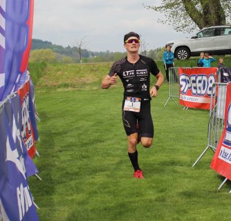 Petr Soukup vítěz Mizuno Hruboskalského půlmaratonu