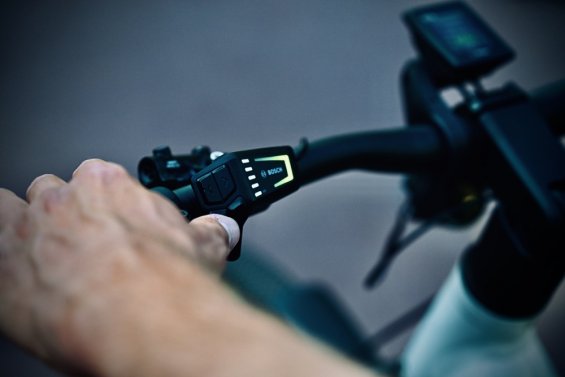Letní Letná na elektrokolech Superior a Rock Machine