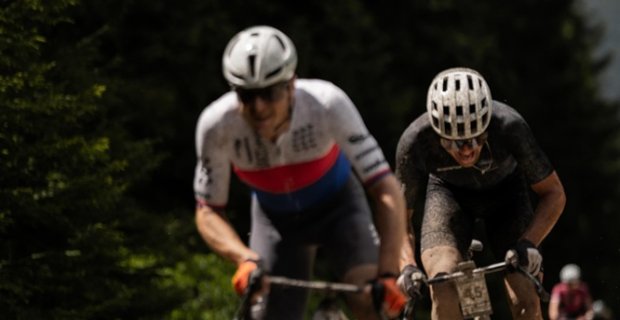 Adel třetí ve světové gravelové sérii v Jakuszycích, Neradil osmý