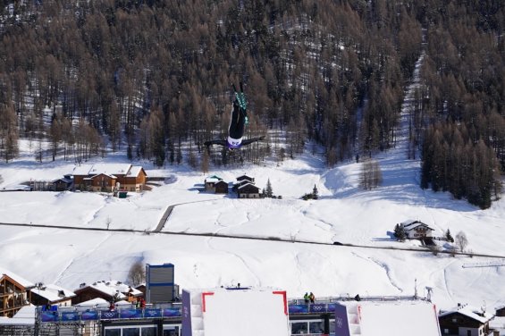 ZOH 2026 - reprezentace akrobatických lyžařů a lyže Kästle