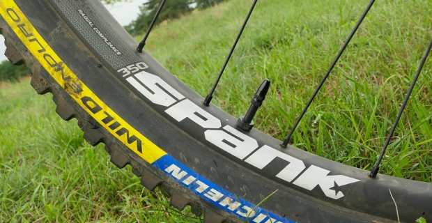 Skvělé výplety pro XC, trail i enduro - Spank 350