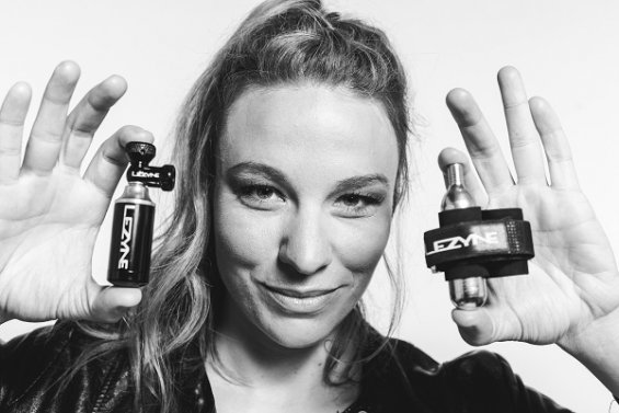 Lezyne Tubeless CO2 Blaster - kompaktní nástroj k odstranění defektů