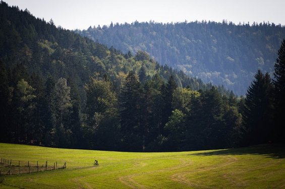 Jubilejní 30. ročník Rallye Sudety se stal kořistí Filipa Adela