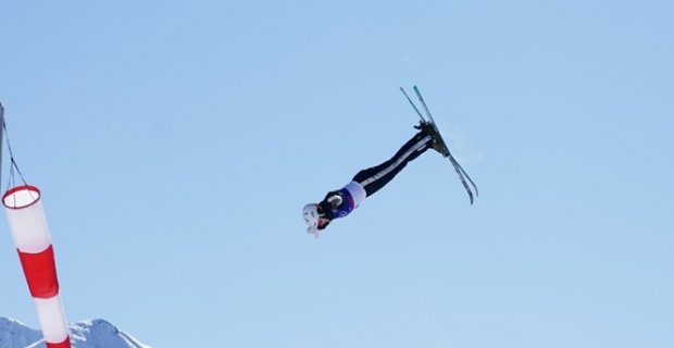 ZOH 2026 - reprezentace akrobatických lyžařů a lyže Kästle