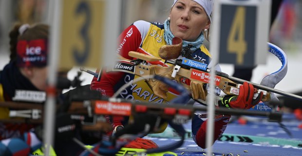 Lucie Charvátová si atmosféru MS v biatlonu v Novém Městě na Moravě užívá