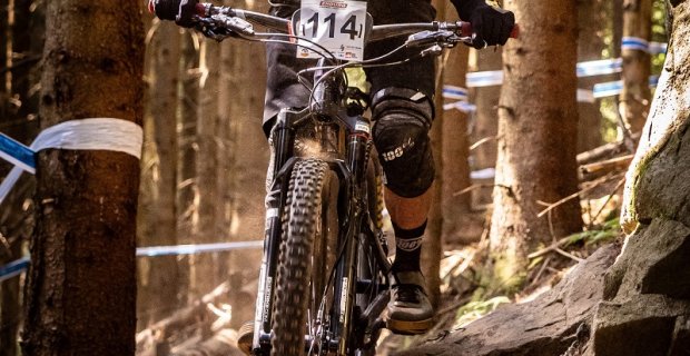 Jakub Pivnička celkovým vítězem České Enduro Série