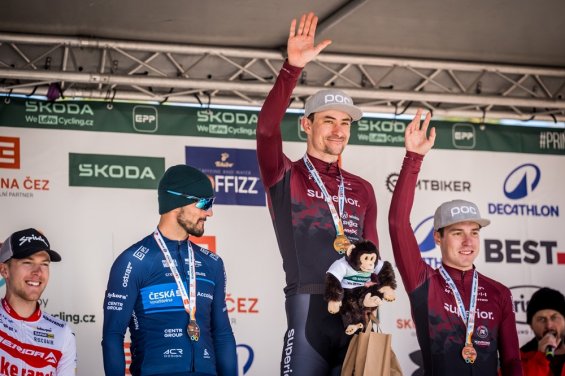 Adel a Neradil uzavřeli MTB sezónu vítězným vystoupením v Mikulově