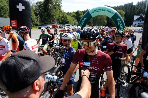 Adel s Jobánkem dojeli 6. a 8. v Šumavském MTB maratonu