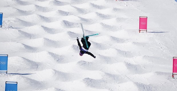 ZOH 2026 - reprezentace akrobatických lyžařů a lyže Kästle