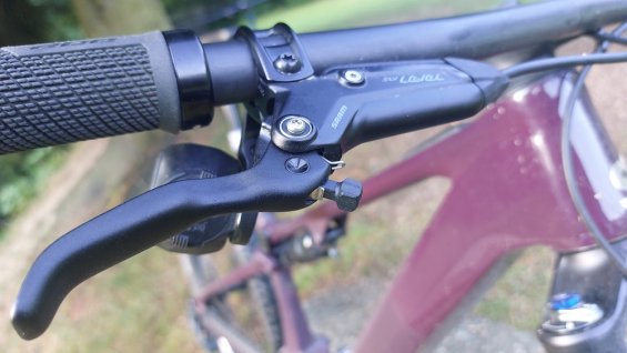 Test Superior iXF 9.8 – Přirozené prolínání světů